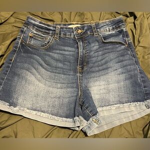 Ariya Blue Jean Shorts with Rolled Cuffs and Distressed Look